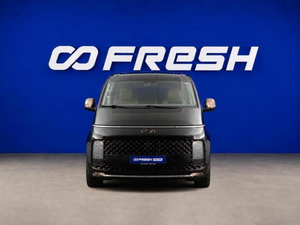 Hyundai Staria I с пробегом 2023 года, цена 5 650 000 рублей, 87120 км, минивэн, Автокод Объявления