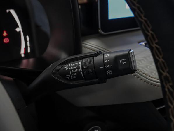 Haval Jolion I Рестайлинг с пробегом 2024 года, цена 1 699 000 рублей, 36062 км, внедорожник, Автокод Объявления