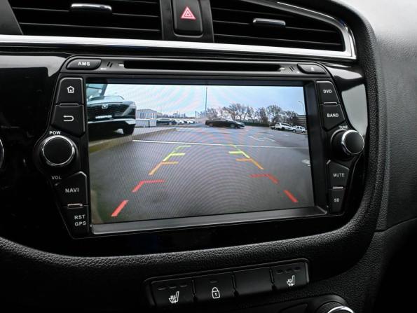 Kia Ceed II Рестайлинг с пробегом 2017 года, цена 1 279 800 рублей, 94206 км, хэтчбек, Автокод Объявления