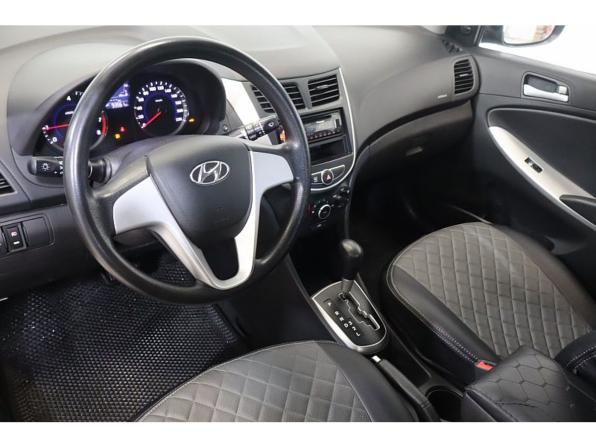 Hyundai Solaris I с пробегом 2012 года, цена 565 000 рублей, 93560 км, седан, Автокод Объявления