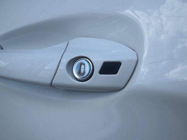 Mercedes-Benz E-Класс IV (W212 S212 C207) Рестайлинг с пробегом 2015 года, цена 1 999 000 рублей, 200915 км, седан, Автокод Объявления