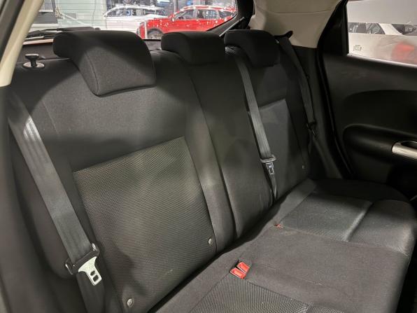 Nissan Juke I с пробегом 2012 года, цена 917 000 рублей, 146658 км, внедорожник, Автокод Объявления