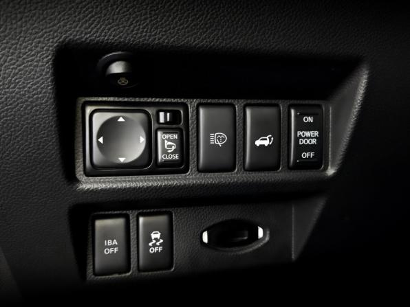 Infiniti QX70 с пробегом 2014 года, цена 2 390 000 рублей, 100310 км, внедорожник, Автокод Объявления