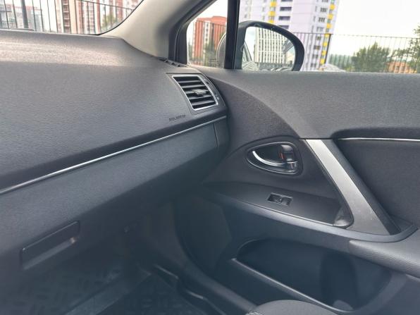 Toyota Avensis III Рестайлинг с пробегом 2012 года, цена 1 260 000 рублей, 169135 км, седан, Автокод Объявления