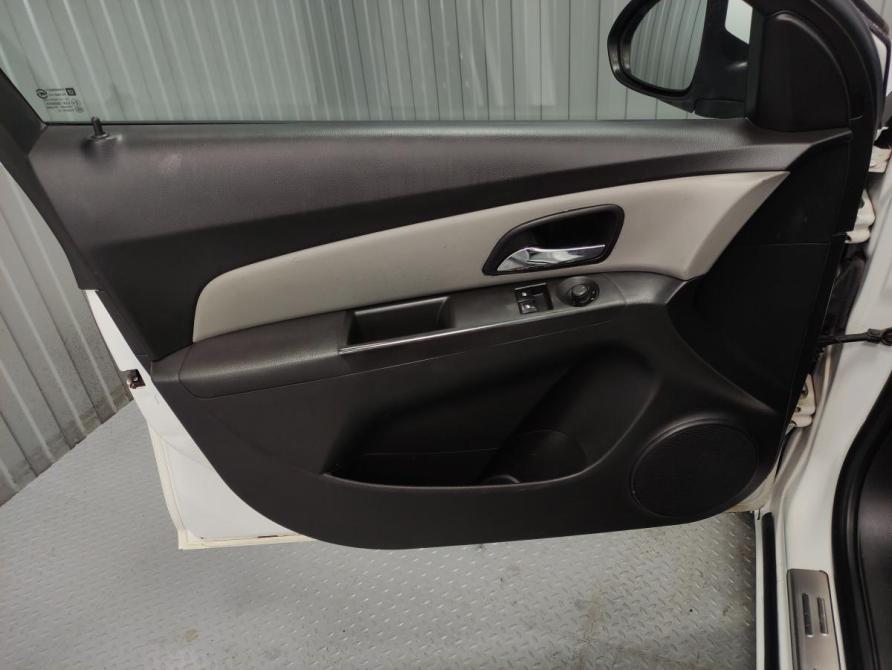 Chevrolet Cruze I Рестайлинг Пермь  - изображение 14