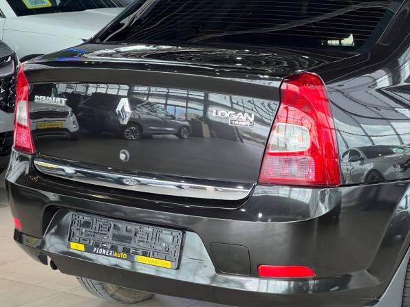 Renault Logan I Рестайлинг с пробегом 2012 года, цена 620 000 рублей, 198800 км, седан, Автокод Объявления