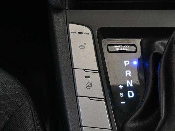Hyundai Elantra VI (AD) Рестайлинг с пробегом 2020 года, цена 1 559 000 рублей, 133929 км, седан, Автокод Объявления