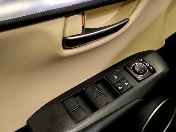 Lexus NX I с пробегом 2016 года, цена 3 068 000 рублей, 140517 км, внедорожник, Автокод Объявления