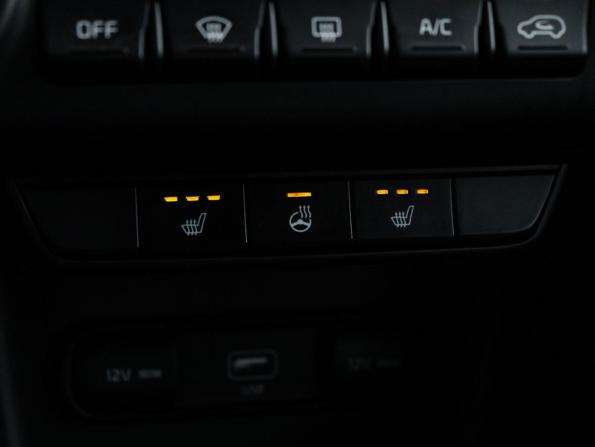 Kia Sportage IV Рестайлинг с пробегом 2020 года, цена 2 930 000 рублей, 52777 км, внедорожник, Автокод Объявления