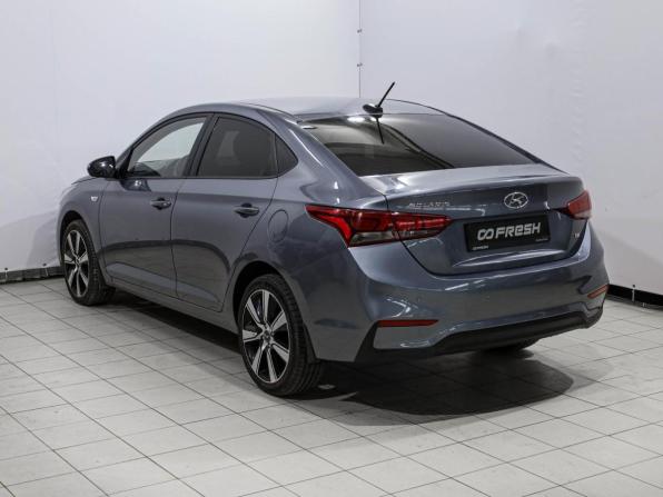Hyundai Solaris II с пробегом 2018 года, цена 1 439 000 рублей, 83173 км, седан, Автокод Объявления