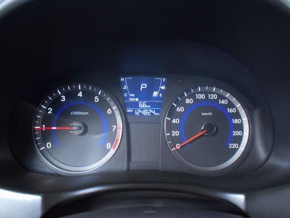 Hyundai Solaris I с пробегом 2012 года, цена 849 995 рублей, 124815 км, хэтчбек, Автокод Объявления