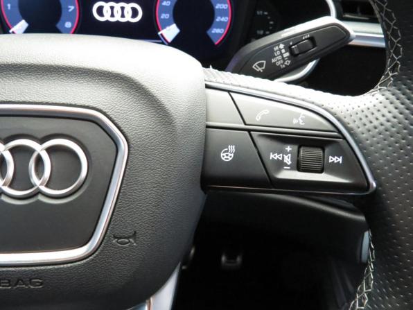Audi Q3 Sportback II (F3) с пробегом 2021 года, цена 4 470 000 рублей, 44914 км, внедорожник, Автокод Объявления