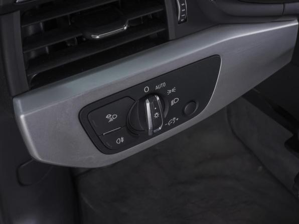 Audi A4 V (B9) с пробегом 2018 года, цена 2 514 000 рублей, 85361 км, седан, Автокод Объявления