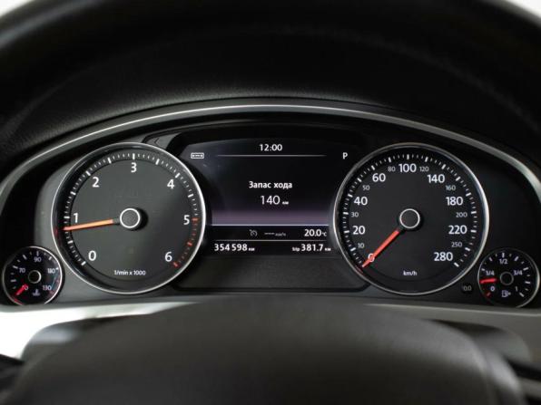 Volkswagen Touareg II Рестайлинг с пробегом 2015 года, цена 2 100 000 рублей, 354597 км, внедорожник, Автокод Объявления