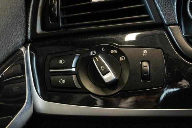 BMW 5 серии VI (F10/F11/F07) Рестайлинг с пробегом 2014 года, цена 1 459 000 рублей, 217506 км, седан, Автокод Объявления