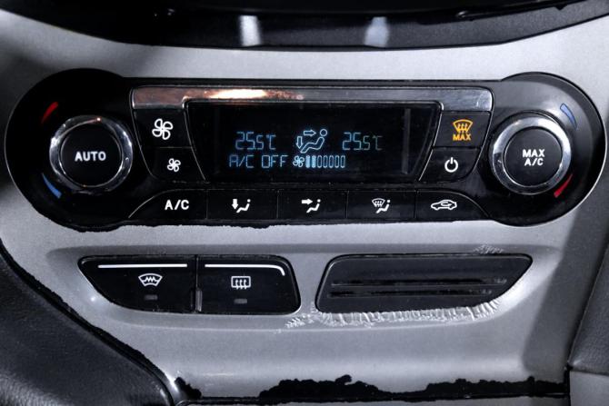 Ford Focus III с пробегом 2012 года, цена 599 000 рублей, 200252 км, хэтчбек, Автокод Объявления
