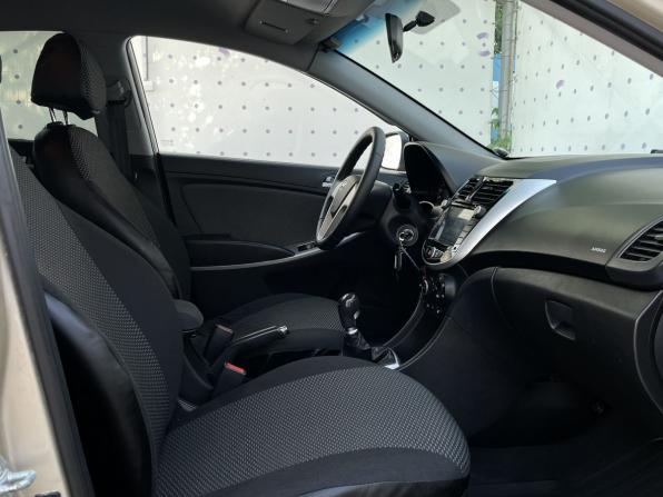 Hyundai Solaris I с пробегом 2012 года, цена 880 000 рублей, 96105 км, седан, Автокод Объявления