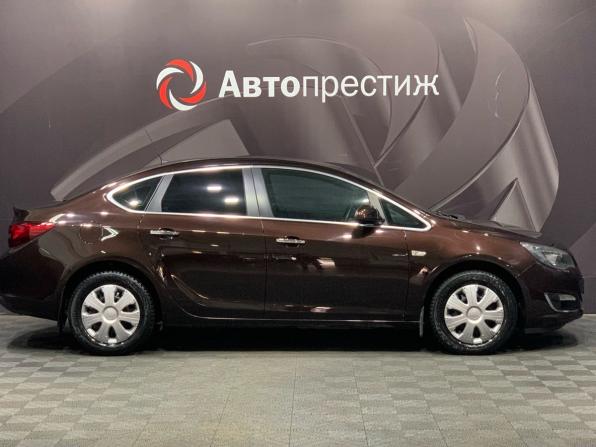 Opel Astra J Рестайлинг с пробегом 2013 года, цена 699 000 рублей, 189354 км, седан, Автокод Объявления