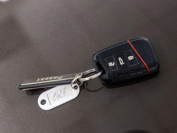 Volkswagen Passat B8 с пробегом 2018 года, цена 1 798 000 рублей, 138946 км, седан, Автокод Объявления