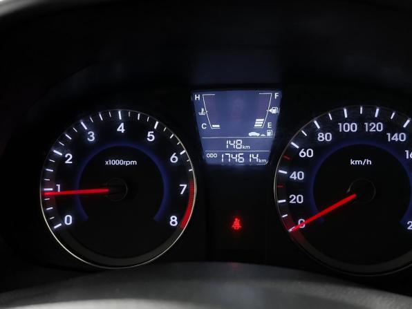 Hyundai Solaris I с пробегом 2013 года, цена 554 000 рублей, 174614 км, хэтчбек, Автокод Объявления
