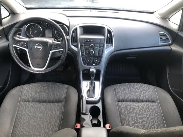 Opel Astra J Рестайлинг с пробегом 2013 года, цена 733 000 рублей, 151478 км, хэтчбек, Автокод Объявления