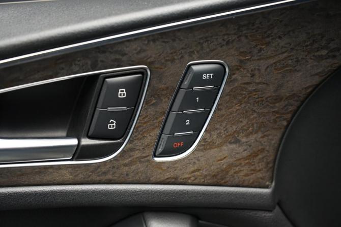Audi A6 IV (C7) Рестайлинг с пробегом 2017 года, цена 2 950 000 рублей, 168470 км, седан, Автокод Объявления