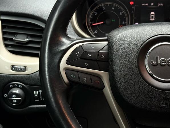 Jeep Cherokee V (KL) с пробегом 2014 года, цена 1 699 000 рублей, 117755 км, внедорожник, Автокод Объявления