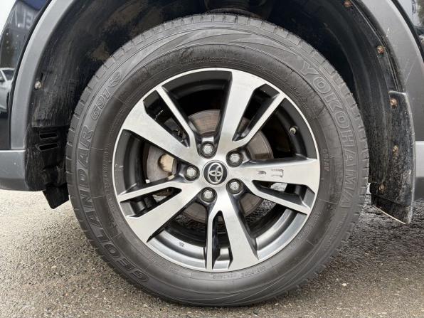 Toyota RAV4 IV (XA40) Рестайлинг с пробегом 2018 года, цена 2 500 000 рублей, 77318 км, внедорожник, Автокод Объявления
