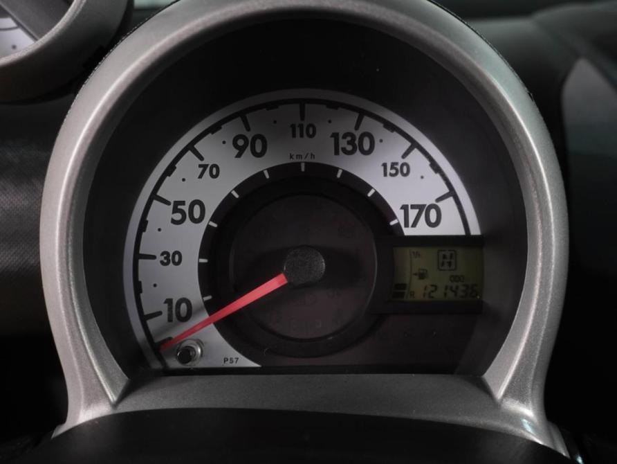 Peugeot 107 I Воронеж  - изображение 14