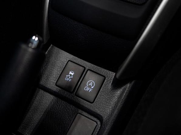 Toyota Corolla XI (E160 E170) Рестайлинг 2 с пробегом 2022 года, цена 1 800 000 рублей, 33000 км, универсал, Автокод Объявления
