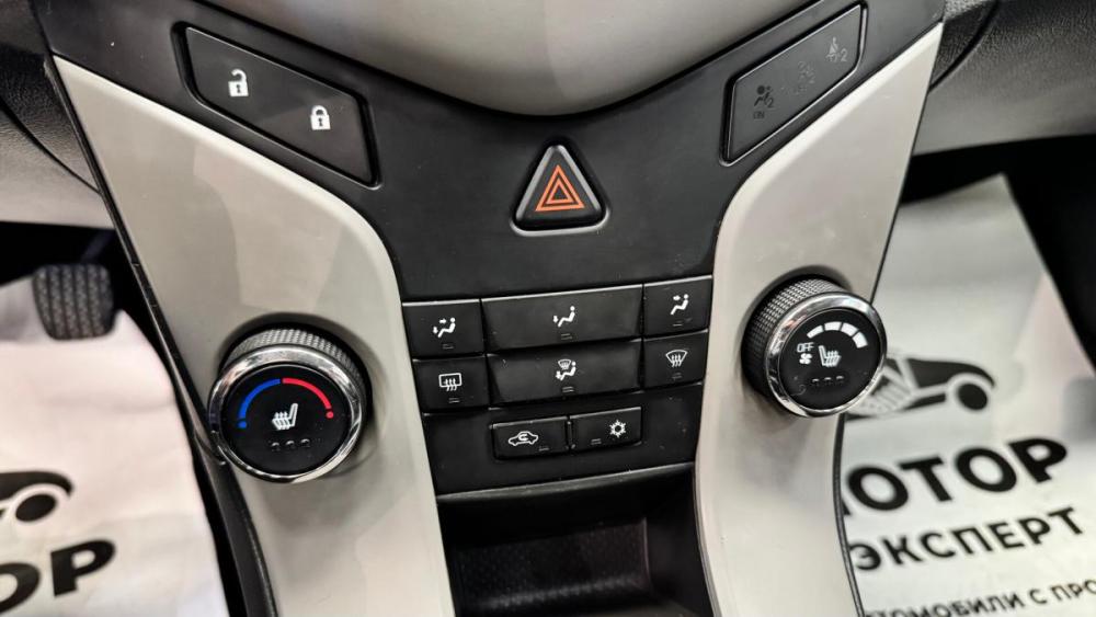 Chevrolet Cruze I Киров  - изображение 13