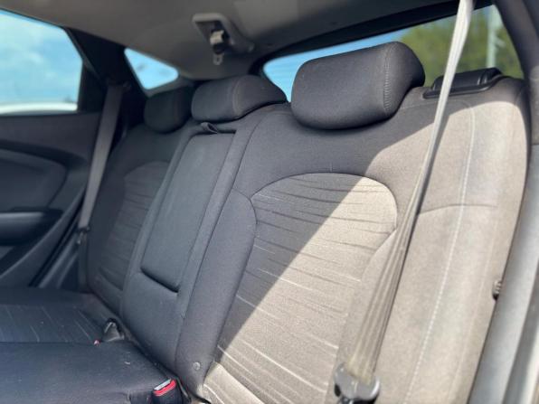 Hyundai ix35 I Рестайлинг с пробегом 2013 года, цена 1 100 000 рублей, 128000 км, внедорожник, Автокод Объявления
