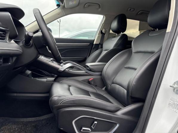 Geely Atlas Pro с пробегом 2022 года, цена 2 540 000 рублей, 9541 км, внедорожник, Автокод Объявления