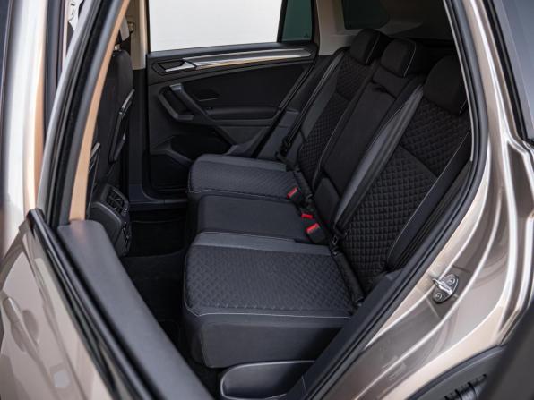 Volkswagen Tiguan II с пробегом 2018 года, цена 2 600 000 рублей, 54582 км, внедорожник, Автокод Объявления