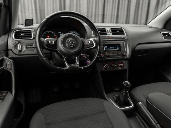 Volkswagen Polo V Рестайлинг с пробегом 2020 года, цена 1 180 000 рублей, 151348 км, седан, Автокод Объявления