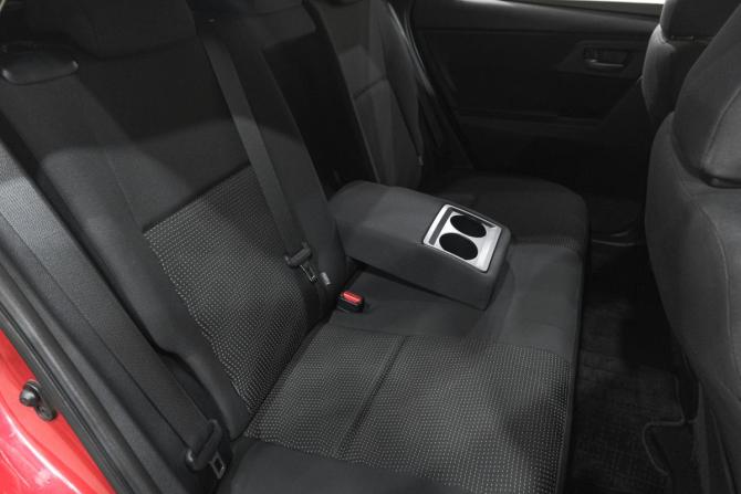 Toyota Auris II с пробегом 2015 года, цена 1 289 000 рублей, 99000 км, хэтчбек, Автокод Объявления