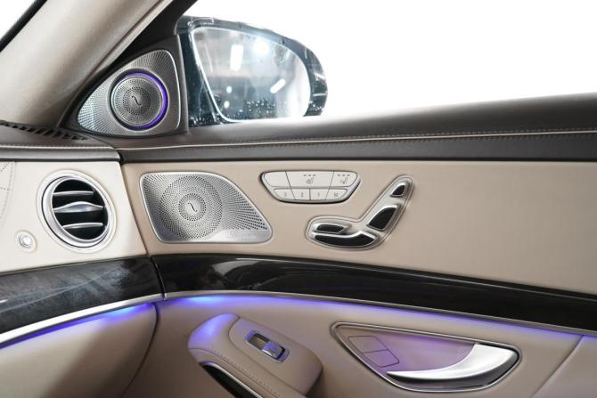 Mercedes-Benz Maybach S-Класс I (X222) Рестайлинг с пробегом 2018 года, цена 5 920 000 рублей, 176596 км, седан, Автокод Объявления