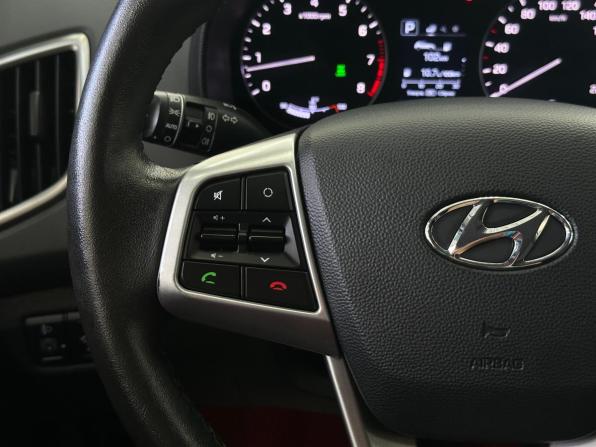 Hyundai Creta I Рестайлинг с пробегом 2021 года, цена 2 150 000 рублей, 87601 км, внедорожник, Автокод Объявления