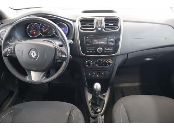 Renault Sandero II с пробегом 2015 года, цена 950 000 рублей, 105722 км, хэтчбек, Автокод Объявления