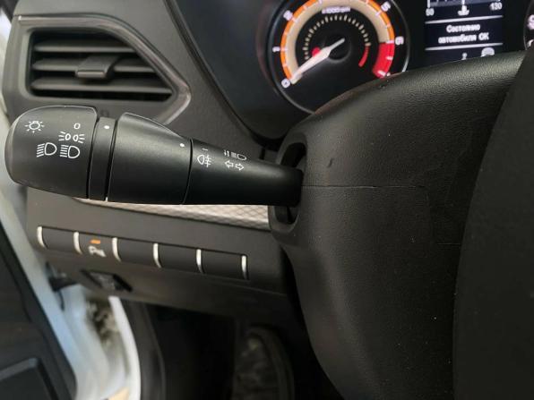 Lada (ВАЗ) Vesta I Рестайлинг (NG) с пробегом 2023 года, цена 998 000 рублей, 64100 км, седан, Автокод Объявления