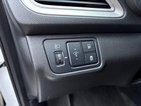 Hyundai Solaris II Рестайлинг с пробегом 2021 года, цена 970 000 рублей, 272000 км, седан, Автокод Объявления