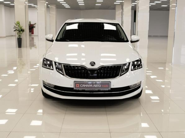 Skoda Octavia III (A7) Рестайлинг с пробегом 2020 года, цена 1 587 000 рублей, 217000 км, лифтбек, Автокод Объявления