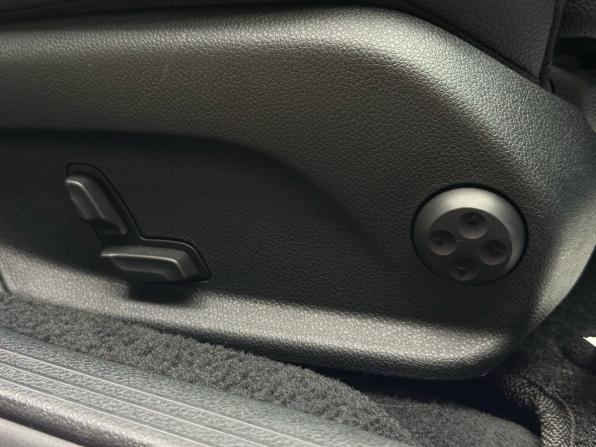 Mercedes-Benz E-Класс V (W213 S213 C238) Рестайлинг с пробегом 2021 года, цена 4 049 000 рублей, 122754 км, седан, Автокод Объявления