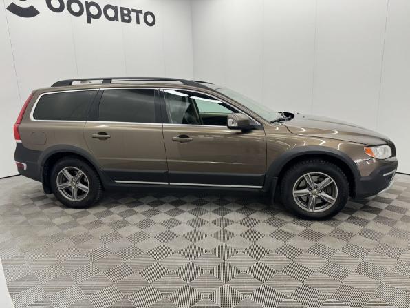 Volvo XC70 II Рестайлинг с пробегом 2013 года, цена 1 670 000 рублей, 264270 км, универсал, Автокод Объявления