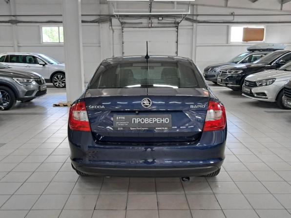 Skoda Rapid I с пробегом 2017 года, цена 1 355 000 рублей, 92630 км, лифтбек, Автокод Объявления