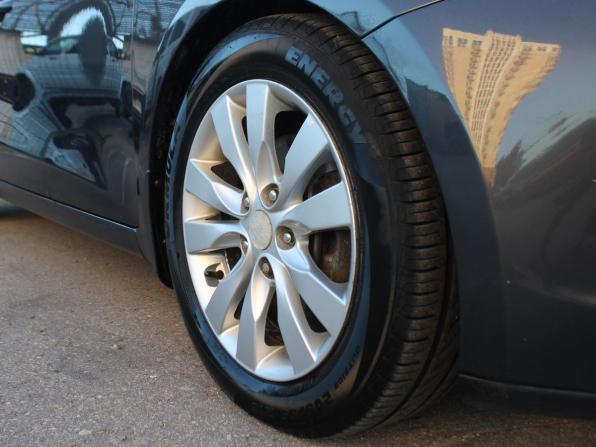 Kia Ceed II с пробегом 2012 года, цена 1 049 000 рублей, 191437 км, хэтчбек, Автокод Объявления