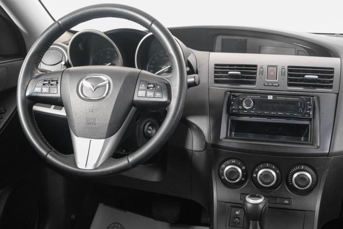 Mazda 3 II (BL) Рестайлинг с пробегом 2013 года, цена 959 000 рублей, 215000 км, седан, Автокод Объявления