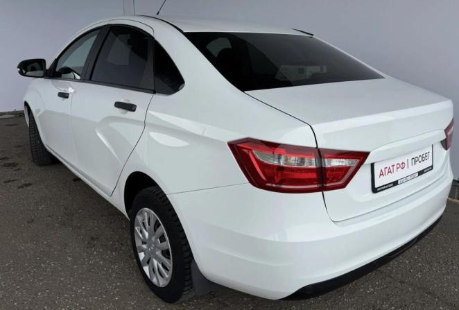 Lada (ВАЗ) Vesta I с пробегом 2018 года, цена 645 000 рублей, 181145 км, седан, Автокод Объявления