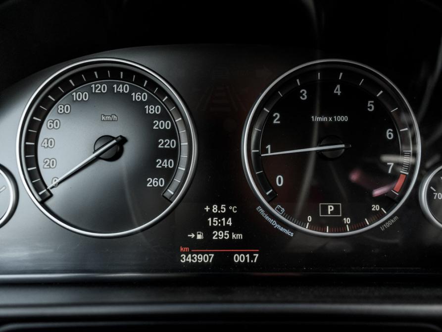 BMW 5 серии VI (F10/F11/F07) Рестайлинг Екатеринбург  - изображение 18