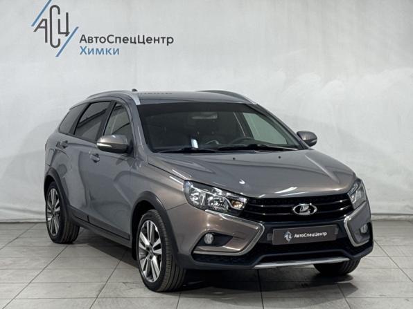 Lada (ВАЗ) Vesta I с пробегом 2018 года, цена 1 099 800 рублей, 105500 км, универсал, Автокод Объявления
